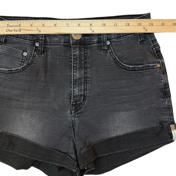 One Teaspoon Harlets Black High Rise Long Rise Fitted Twisted Cuff Hem Size 30 - Picture 7 of 9